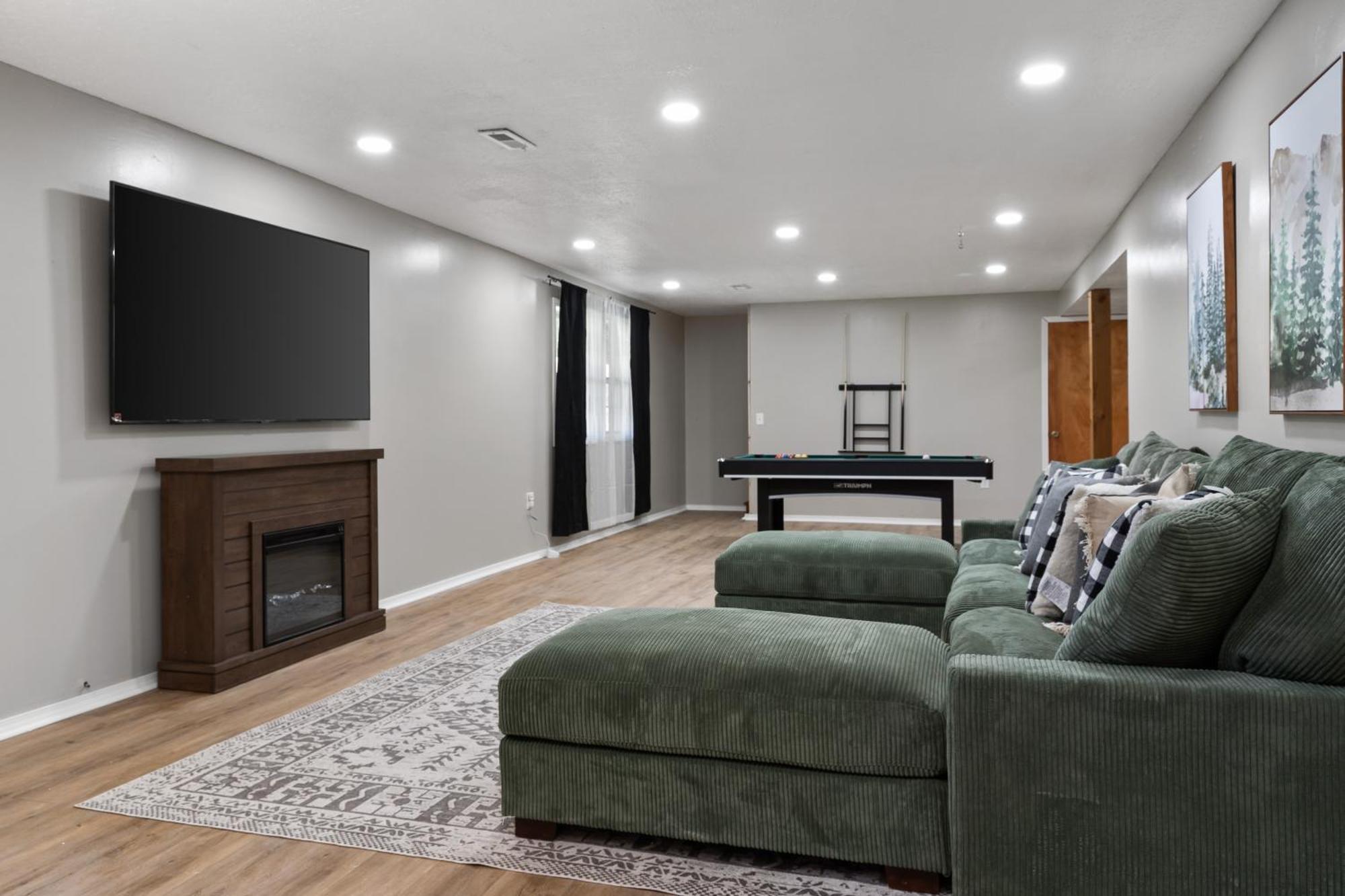 Spacious Cabin Near Hocking Hills And Caves With Hot Tub And Firepit Laurelville ภายนอก รูปภาพ